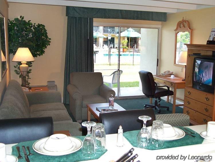 Richmond Suites Hotel Lake Charles Beltér fotó