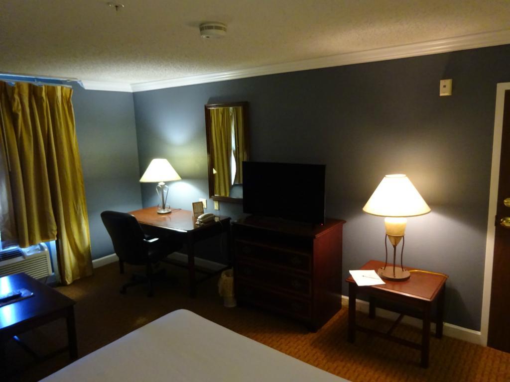 Richmond Suites Hotel Lake Charles Kültér fotó