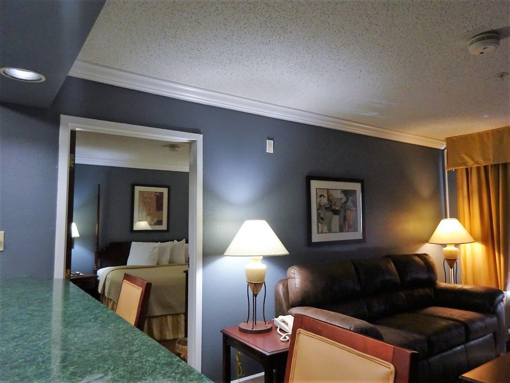 Richmond Suites Hotel Lake Charles Kültér fotó