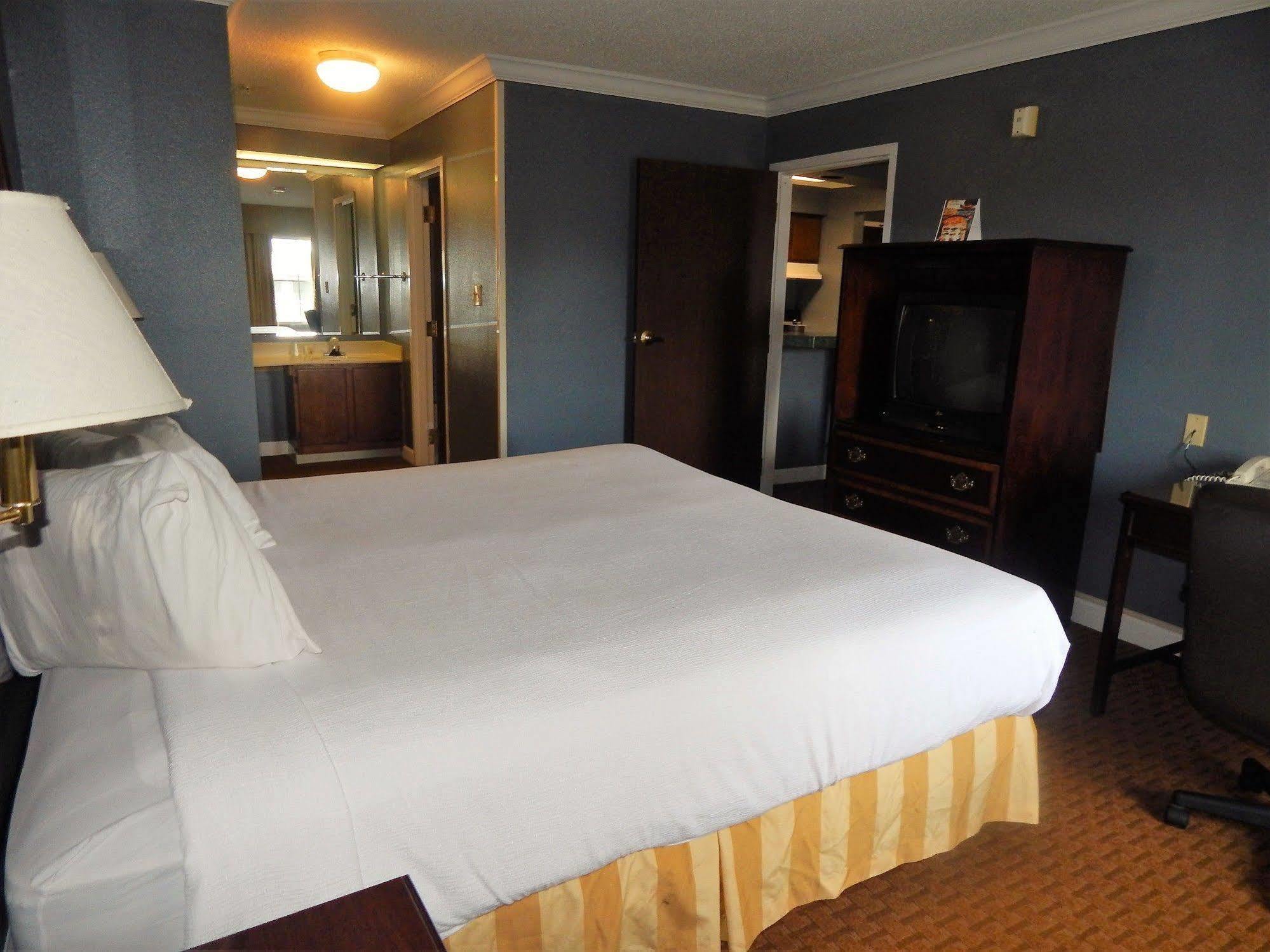 Richmond Suites Hotel Lake Charles Kültér fotó