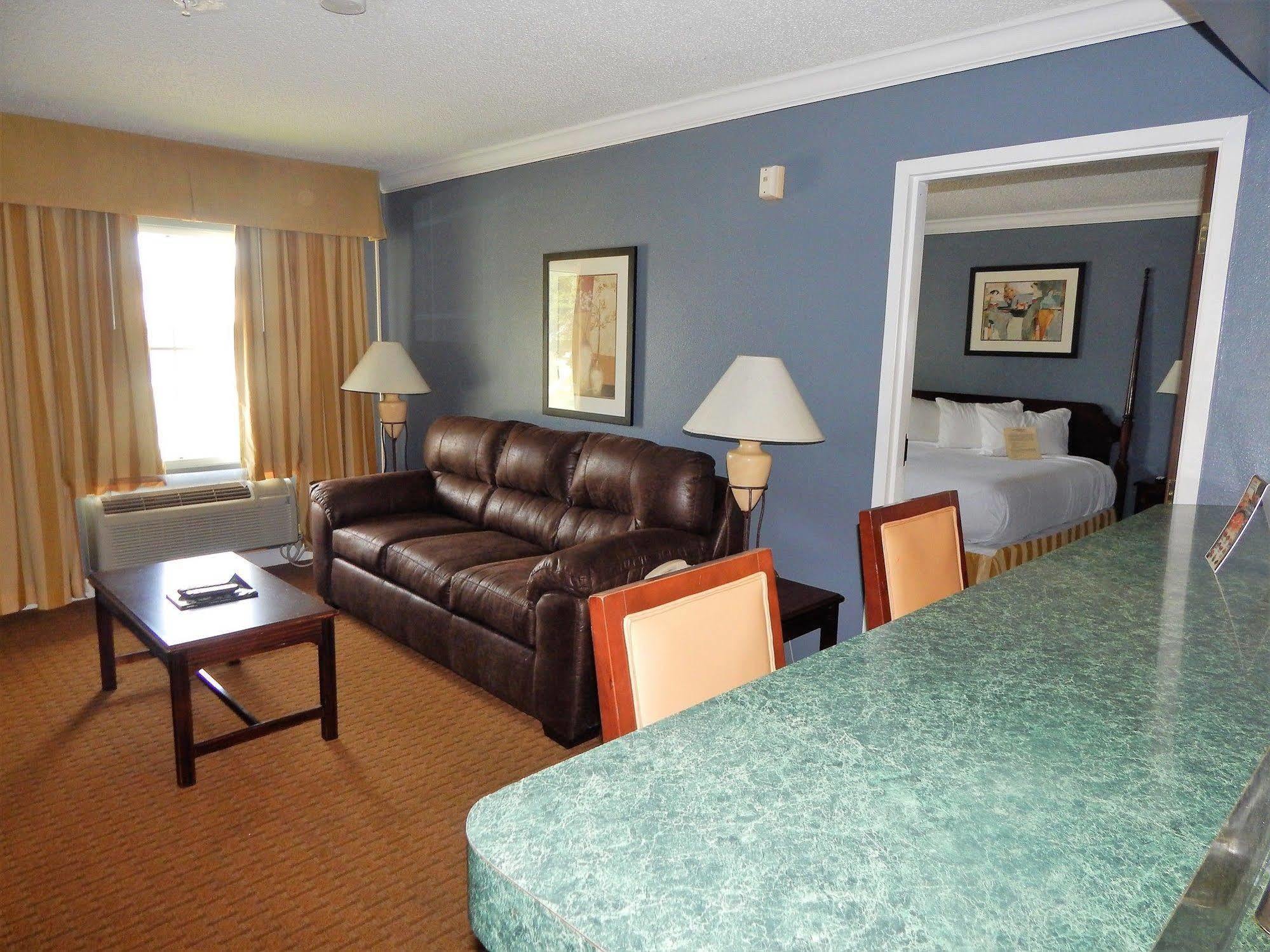 Richmond Suites Hotel Lake Charles Kültér fotó